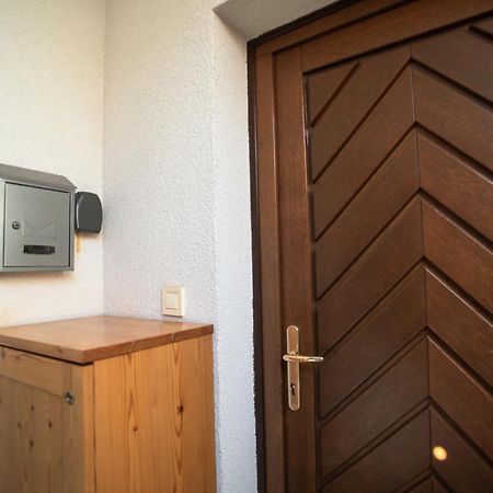 Pritlicni Apartma Hribovc Z Atrijem ครานสกา โกรา ภายนอก รูปภาพ